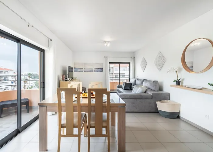 Apartment Da Rocha Ocean View With Pool By Homing Portimao
