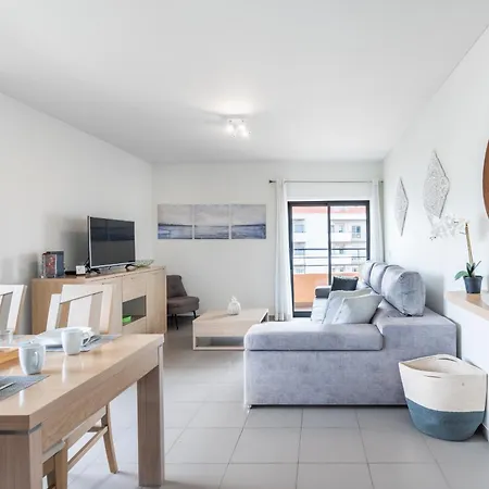Apartment Da Rocha Ocean View With Pool By Homing Portimão